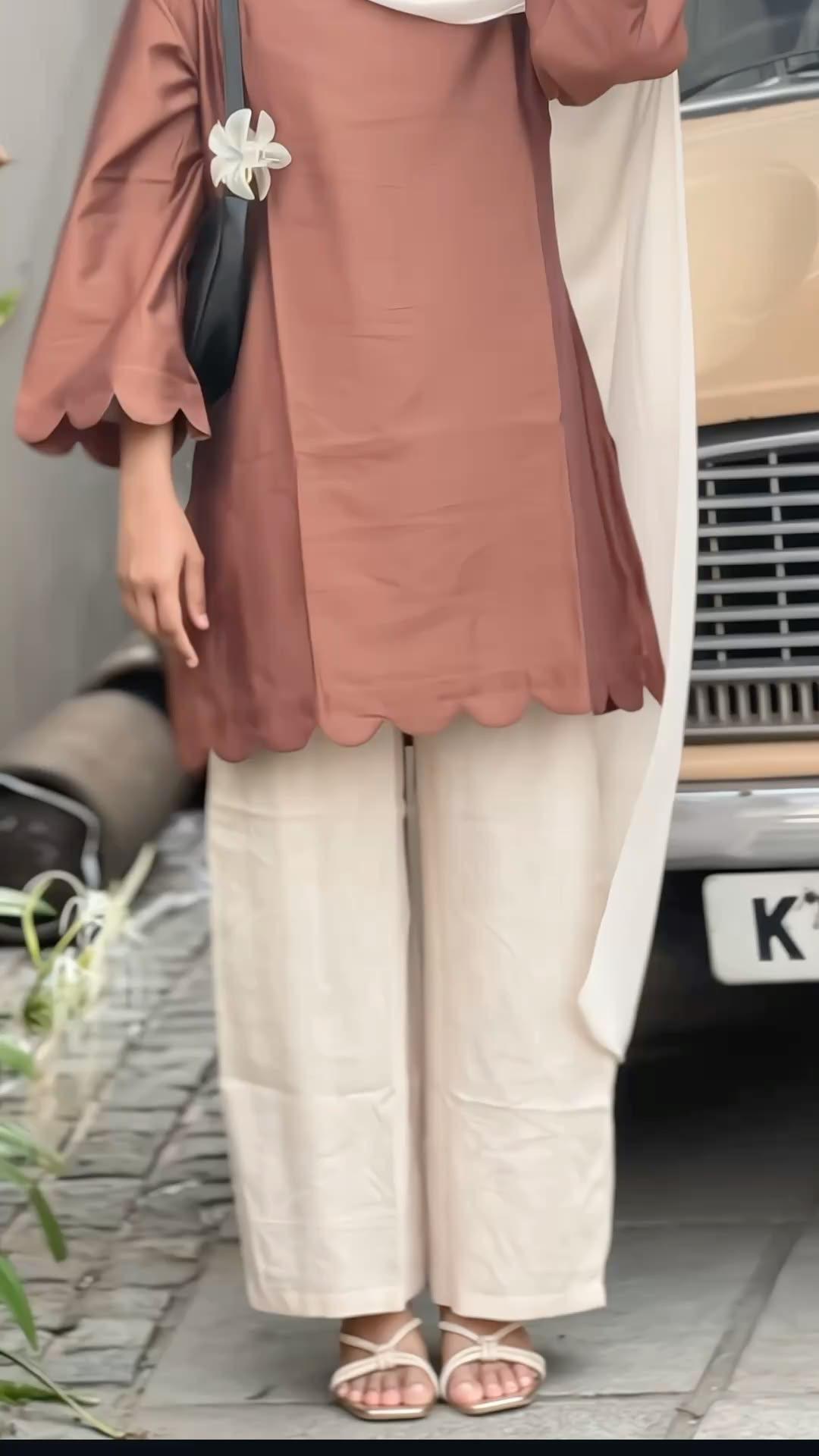 Dusty Rose Women’s Kurta Palazzo Set with Scalloped Sleeves & Hem